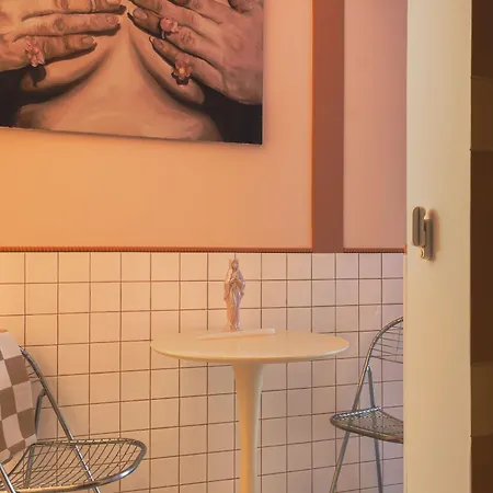 Wolne I Boutique ヴロツワフ